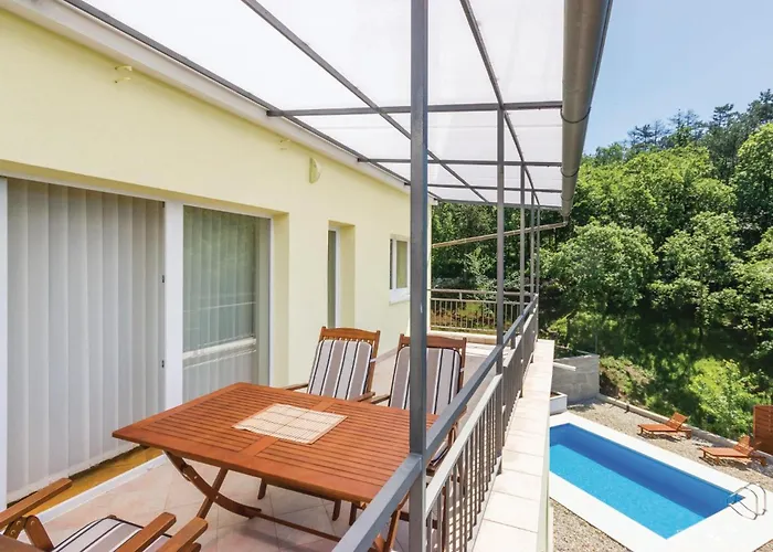 2 Bedroom Awesome In Apartament Matulji