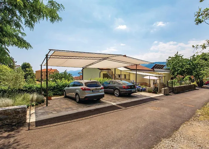 2 Bedroom Awesome In